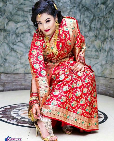 #nepali #wedding #tradition #nepal #marriage #bride #makeup #simple #saree #dress Formal Dress For Boys, Daura Suruwal, Nepali Bride, Nepali Wedding, Nepal Photography, Makeup Simple, Wedding Sari, Cute Hairstyle, Traditional Bride