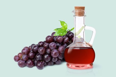 3 Healthy Reasons to Use Red Wine Vinegar Wine Vinegar Salad Dressing, Red Wine Vinegar Salad, Red Wine Vinegar Salad Dressing, Red Wine Benefits, Vinegar Salad, Vinegar Salad Dressing, Vinegar Uses, Wine Vinegar, Processed Meat