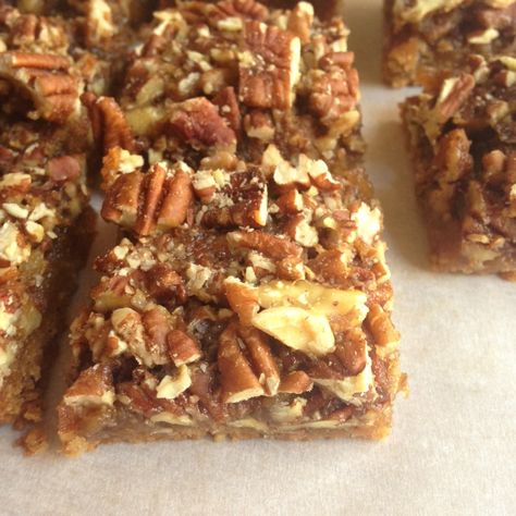 Bourbon Pecan Pie Bars, Pecan Bar, Work Desserts, Pecan Bars Recipe, Bourbon Pecan Pie, Pecan Bars, The Best Cookies, Pecan Pie Bars, Best Cookies