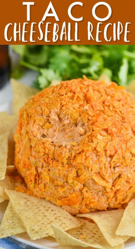 This Taco Cheese Ball Recipe is going to be your new favorite appetizer! It's easy to make, has that delicious homemade taco seasoning flavor, and is totally addictive.  It's easy to make and perfect for a party! Doritos Cheese Ball, Dorito Cheese Ball, Taco Cheese Ball, Baked Crab Dip, Cheese Ball Recipes Easy, Cheese Ball Recipe, Cheese Log, Fat Food, Ball Recipes