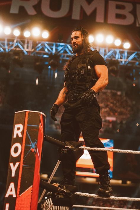 Shield Outfit, Seth Rollins Shield, Seth Rollins Wallpaper, Wwe Seth Rollins, Wrestling Pictures, Manchester City Wallpaper, Wwe Men, Wrestling Posters, Seth Freakin Rollins