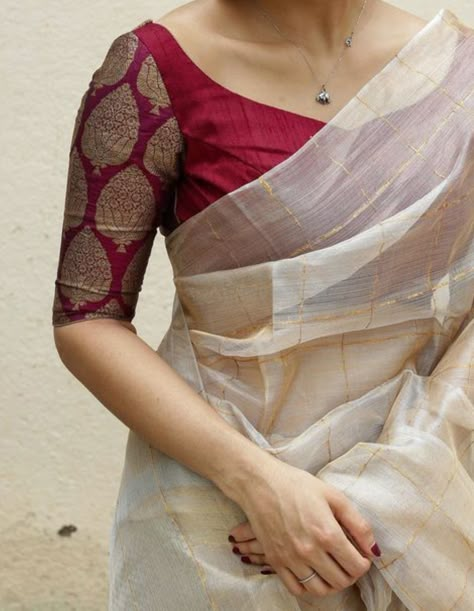 Blouse For Cotton Saree Style, Saree Blouse Neck Designs Simple, Simple Blouse Pattern Indian, Chiffon Saree Blouse Designs Latest, Blouse Set Saree, Blouse Designs Latest For Silk Saree, Saree Blouse Styles Latest, Traditional Blouse Designs Latest, Blouse Designs Latest Silk