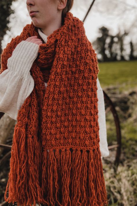 Crochet Duille Scarf - Crochet with Carrie Oversized Scarf Pattern, Crochet Scarf With Tassels, Blanket Scarf Crochet Pattern, Crochet Scarf Tassels, Chunky Yarn Scarf Crochet, Crochet Scarf Chunky Yarn, Chunky Yarn Scarf Crochet Pattern Free, Chunky Crochet Scarf Pattern Free, Chunky Yarn Scarf