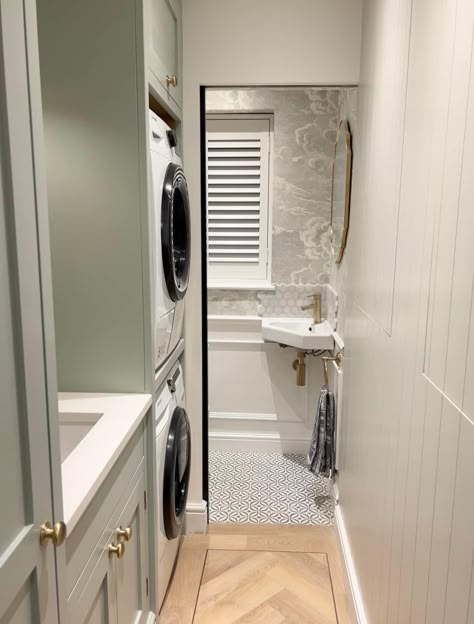 Uk Utility Room, Small Laundry In Bathroom, Laundry Room Toilet Combo, L Shape Utility Room Ideas, Laundry And Toilet Room, Secret Utility Room Door, Utility And Shower Room Ideas, Utility Bathroom Combo, Laundry Room Powder Room Combo