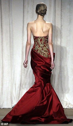 #Opulent#red Marchesa - red-carpet worthy Ruby Dress, Georgina Chapman, Fashion Dream Job, Scarlett Dresses, Formal Ball Gown, Runway Fashion Couture, Red Carpet Ready, The Wall Street Journal, On Horseback