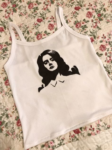 Lana Del Rey T Shirt Ideas, Lana Del Rey Shirt Outfit, Lana Del Rey Merch Aesthetic, Lana Del Rey Shirt Design, Lana Del Rey Coquette Outfits, Lana Del Rey Sweatshirt, Lana Del Ray Shirt, Lana Del Rey Gift Ideas, Lana Del Rey Top