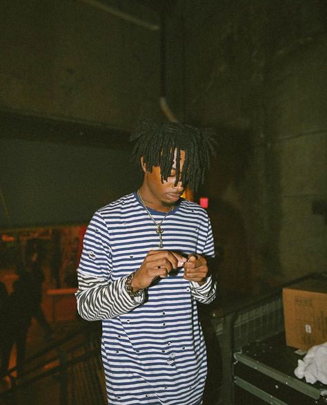 Playboi Carti Dreads, Carti Dreads, Playboi Carti Outfits, Sir Cartier, Just Juice, Rapper Outfits, Super Rich Kids, Best Profile Pictures, Twist Styles