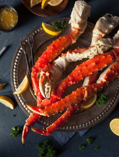 Crab Dinner Recipes, Crab Legs Boil, King Crab Legs Recipe, Crab Dinner, Cooking Crab, Crab Legs Recipe, Paleo Eating Plan, Dinner Fish, Red Restaurant