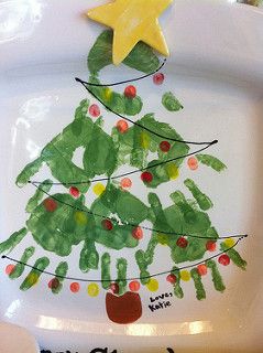 handprint christmas tree | by PicassoZ Mistletoes Footprint Craft, Baby Footprints Christmas, Baby Christmas Crafts, Baby Art Crafts, Handprint Christmas Tree, Baby Footprint Art, Handprint Christmas, Baby Art Projects, Baby Plates