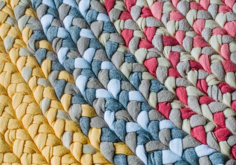 How To Make A Traditional Rag Rug [INFOGRAPHIC] Rag Rug Placemats, How To Rag Rug, Braided Rag Rug Tutorial Step By Step, How To Make A Rag Rug Fabric Scraps, Braided Fabric Rug, Diy Rag Rugs Easy Large, Chindi Rug Diy, Rag Rugs How To Make A Braided, Hand Made Rugs