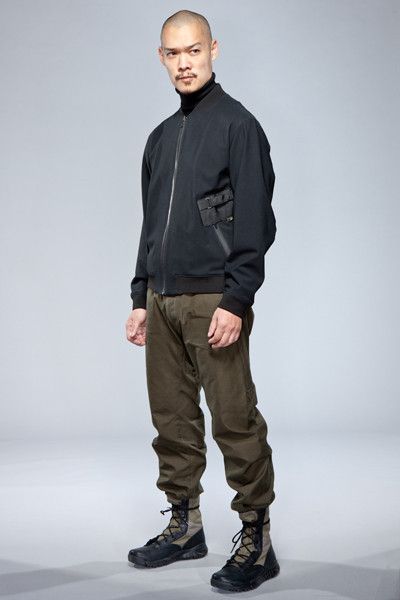 DS-J12TS Acronym Clothing, Techwear Men, Man Wear, Systems Design, Techwear Streetwear, William Gibson, Techwear Fashion, Tech Wear, All Black Fashion