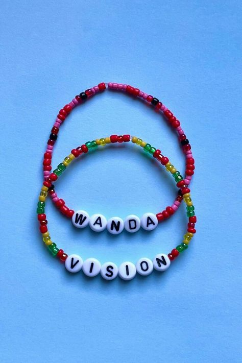 Marvel Beads Bracelet, Marvel Beaded Jewelry, Marvel Kandi Bracelets, Marvel Jewelry Diy, Marvel Beaded Bracelets, Marvel Friendship Bracelets, Marvel Bracelets, Christmas Marvel, Love Persevering