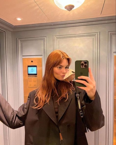 Kendall Jenner Hair Color, Kendall Jenner Hair, Cheveux Oranges, Red Hair Inspo, Ginger Hair Color, Auburn Hair, Copper Hair, Dye My Hair, Kendall Jenner Style