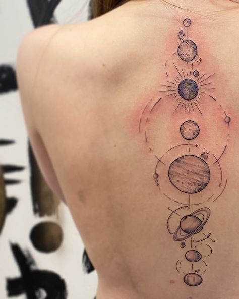 Madeleine•Tucson Tattoo Artist on Instagram: “I LOVE doing spine tattoos, thanks so much Michelle 🥰 🪐” Spine Tattoo Ideas, Solar System Tattoo, Funky Tattoos, Single Needle Tattoo, Circle Tattoo, Spine Tattoos For Women, Detailed Tattoo, Spine Tattoo, Spine Tattoos