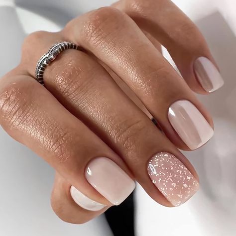 Upgrade your manicure with the most stylish nail designs of 2024! Featuring a mix of classic elegance and modern flair, these nails are perfect for any occasion. 🌸 Whether you love intricate art or minimalist chic, these ideas will keep your nails on point. Check out more designs and get inspired today! #NailArt #NailInspiration #TrendsettingNails Short Gel Nails Fall Colors, Simple Fall Gel Nails, Formal Nails Classy, Chic Nails Elegant, Short Fall Nails 2024, Fall Acrylic Nails Short, Elegant Gel Nails, Basic Nail Designs, Fake Nails Square