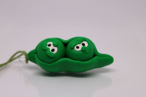 Whimsical Home Decor, Two Peas In A Pod, Ornament Wall, Food Ornaments, Rear View Mirror Decor, Peas In A Pod, Whimsical Home, Friendship Love, Sculpting Clay