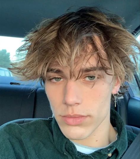 Dirty Blonde Hair With Highlights, Highlights Purple, Brown Hair Boy, Men Blonde Hair, Blonde Hair Green Eyes, Blonde Hair Boy, Brown Hair Men, Blonde Hair Brown Eyes, Eyes Beautiful