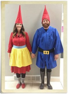 Gnome Costume Diy, Garden Gnome Halloween Costume, Beard Halloween Costumes, Garden Gnomes Costume, Gnome Costume, Handmade Halloween Costumes, Funny Couple Halloween Costumes, Hallowen Costume, Garden Gnomes