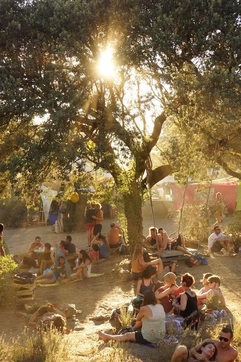 Boom Festival, Hippie Lifestyle, Hippie Aesthetic, Mode Hippie, Happy Hippie, Hippie Life, Lake Pictures, Hippie Festival, Summer Dream