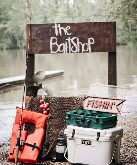 Bass Pro Shop Theme Party, Fly Fishing Party, Fishing Party Backdrop, Fishing 3rd Birthday Party, Fishing Birthday Party Games, Bait Bar Fishing Party, Pallet Stand, Fishing Birthday Party Boys, Fishing Theme Party