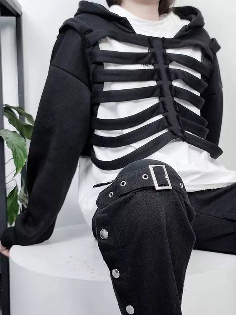 Rib Cage Corset, Goblin Outfit, Biology Inspiration, Cut Out Hoodie, Emo Streetwear, E Girl Clothes, Outfit Drawing, Pinterest Wardrobe, Festival Mode