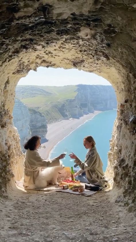 Etretat France, Picnic Spot, Perfect Picnic, Normandy France, Summer Dream, Paris Travel, France Travel, Tag Someone, Dali