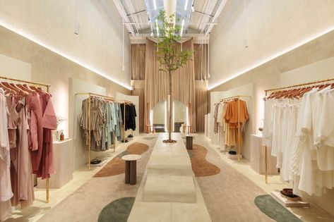 Gallery of Neriage Store / Estúdio Sumaúma - 2 Beauty Shop Decor, Retail Store Interior Design, Retail Interior Design, Retail Store Interior, Store Layout, Boutique Interior Design, Store Interiors, Space Interiors, Boutique Interior