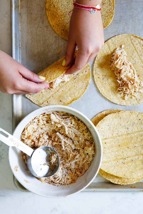 Air Fryer Chicken Taquitos Rolled Chicken Tacos In Air Fryer, Airfryer Chicken Taquitos, Rotisserie Chicken Taquitos Air Fryer, Easy Chicken Taquitos Air Fryer, Healthy Taquitos Chicken Air Fryer, Shredded Chicken Taquitos Air Fryer, Homemade Taquitos Chicken Air Fryer, Chicken Tacitos Air Fryer, Airfryer Chicken Tacos