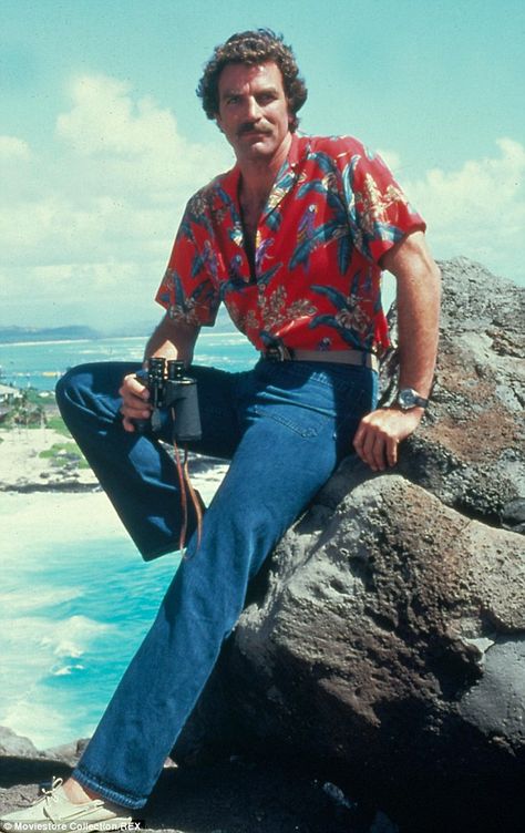 80s Outfits For Men, Retro 80s Outfits, 80s Outfits Men, Mens 70s Fashion, 70s Outfits Men, Thomas Magnum, 70s Fashion Men, 70s Mens Fashion, 1980s Men