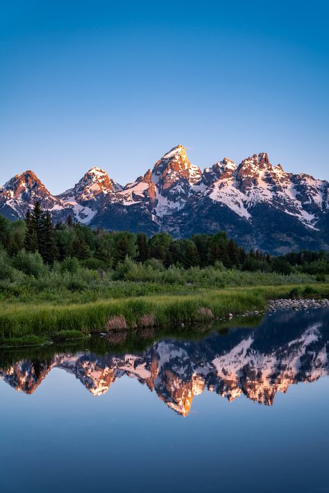 20 Best Things to Do in Grand Teton National Park — noahawaii National Parks Aesthetic, National Parks List, Camera Ideas, Mountain Trip, Best National Parks, Nice Life, Beautiful Wildlife, Everyday Magic, Hiking National Parks