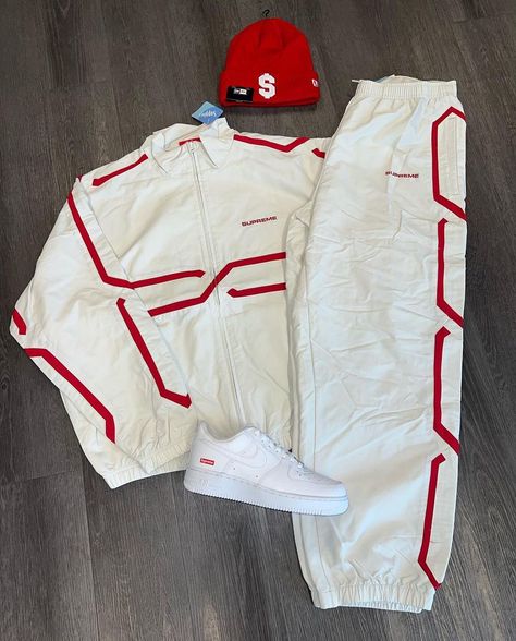 Cool Tracksuits, Tracksuit Drawing, Lacoste Outfit Women, Men Track Suit, Lacoste Outfit, Mens Outfits Dressy, Guys Fashion Swag, Bape Jacket, Custom Fitted Hats