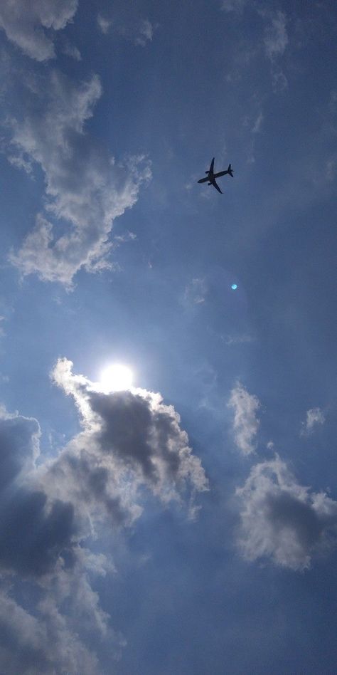 #sky Flying In The Sky, Airplane Flying, Sky Photography Nature, Sky Pictures, Tumblr Photography, Pretty Sky, White Clouds, Samsung Wallpaper, Sky And Clouds