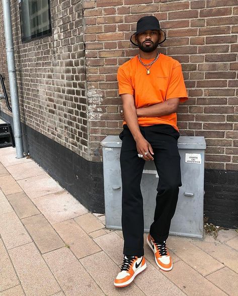 Orange Hat Outfit Men, Orange And Black Outfit Aesthetic, Orange Outfit Ideas Men, Black And Orange Outfit Men, Orange Tshirt Outfits Man, Orange Shirt Outfit Men, Orange Outfit Men, Orange And Black Outfit, Famu Homecoming