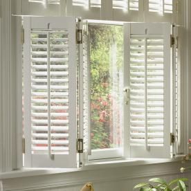 Interior Shutters For Windows, Diy Interior Shutters, Window Shutters Indoor, Shutters Inside, Shutters Interior, Indoor Shutters, Window Shutters Exterior, Country Style Interiors, Interior Window Shutters