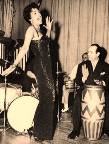 Lena Horne as a Jazz singer during the 1940s. Her artistic career continued for decades as a musician and actress. She joined the ancestors at the age of 92 on May 10, 2010. by Pan-African News Wire File Photos, via Flickr Black Style Icons, Lena Horne, Jazz Artists, Vintage Black Glamour, Jazz Club, Jazz Musicians, Jazz Blues, I Love Music, Jazz Music