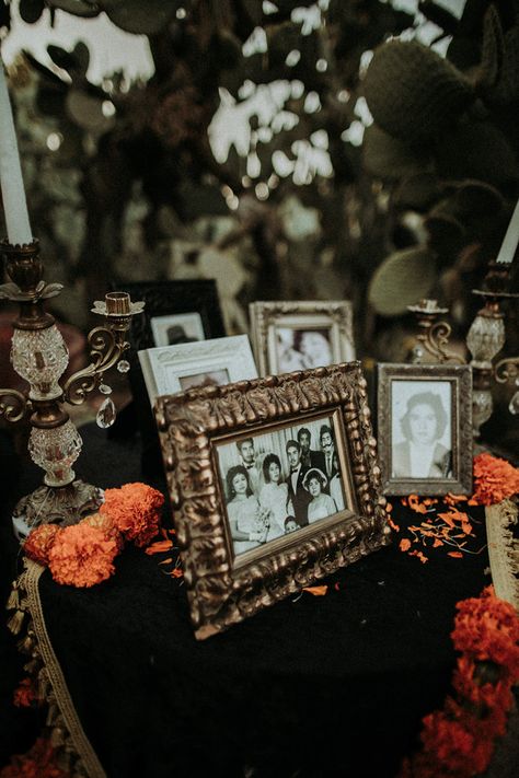 Photos Of Passed Loved Ones Wedding, Ofrenda Table Wedding, Black And White Ofrenda, Wedding Ofrenda Ideas, Ofrenda At Wedding, Ofrenda For Wedding, Dia Los Muertos Wedding, Moody Mexican Wedding, Dia De Los Muertos Wedding Ideas Decor