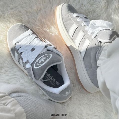 Adidas Campus Shoes, Looks Adidas, Buty Marki Nike, Skor Sneakers, Adidas Campus 00s, Trendy Shoes Sneakers, Shoe Wishlist, Sneakers Mode, Adidas Campus