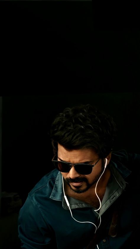 Master Vijay Wallpaper, Nani Pics Hero, Vijay Wallpaper, Master Vijay, Slow Motion Photography, Telugu Songs Lyrics, Vijay Actor Hd Images, Famous Indian Actors, Allu Arjun Hairstyle