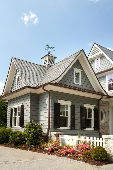 Beach House Exterior Colors, Black Shutters, Gray House, Beach House Exterior, Window Trim Exterior, Casas Coloniales, Beach Cottage Style, Windows Exterior, Farmhouse Exterior