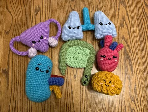 Crochet Garden, Easy Crochet Animals, Quick Crochet Patterns, Lace Weight Yarn, Crochet Food, Kawaii Crochet, M Sorry, Quick Crochet, Crochet Art