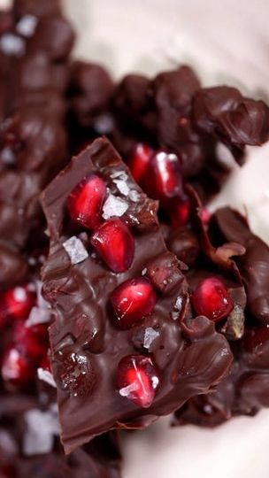 This bark is as sweet and juicy as a box of chocolate-covered cherries, but a lot more sophisticated. (Photo: Andrew Scrivani for The New York Times) Pomegranate Bark, Melissa Clark, Chocolate Covered Cherries, Candied Ginger, Bark Recipe, Nyt Cooking, Chocolate Bark, Best Chocolate, Food Gifts