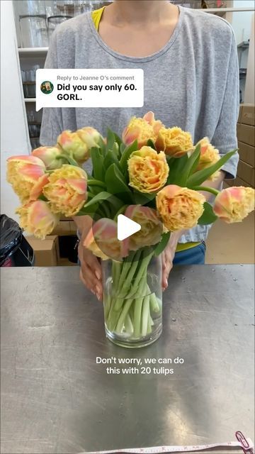 NYC Wedding and Events Florist on Instagram: "20, 60, or 120 tulips, I use the same technique.  But with 20 tulips, don’t clean off all of the leaves. Leave the upper leaves for some volume. Here are the steps: 1. Clean the bottom leaves only.  2. Line up the tulip heads in a straight line.  The trick: organize them neatly, following the curve of each tulip to face outward. Watch how it’s done  3. Stack them into a pyramid.  4. Grab them all together and tie with a clear rubber band (once around) 5. Cut the bottom of the stems straight across and place into a clean vase 6. Like Follow Share to learn more about flower arranging 🤗  7. Tell me how you did! #flowerarranging #tulips #flowerarrangement #floristsofinstagram #rachelchofloral" Tulip Arrangement Ideas, Tulip Floral Arrangements, Nyc Florist, Tulips Arrangement, Tulips In Vase, Floral Arrangements Diy, Flowers Ideas, Flower Arrangements Diy, Flower Arranging