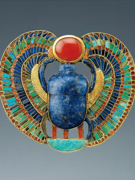 Ancient Civilisations, Starověký Egypt, Egyptian Bracelet, Ancient Egyptian Jewelry, Egyptian Scarab, Ancient Egypt Art, Scarab Beetle, Egyptian Culture, Egypt Art