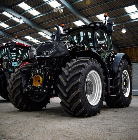 Nissan Gtr Nismo, Gtr Nismo, Case Ih Tractors, Jd Tractors, Big Tractors, Farming Business, Case Tractors, Farm Machinery, Farm Design