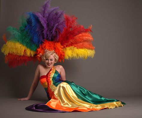 Rainbow feather head piece Fashion Feathers, Rainbow Festival, Rainbow Costumes, Gown Green, Gay Pride Parade, Purple Rainbow, Vegas Style, Rainbow Outfit, Rainbow Fashion