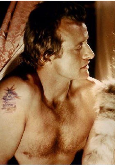 Rutger Hauer in "Flesh and Blood." Chaotic Aesthetic, Dutch Actors, Rutger Hauer, Gender Envy, Hollywood Legends, Flesh And Blood, Small Moments, Favorite Actors, Blade Runner