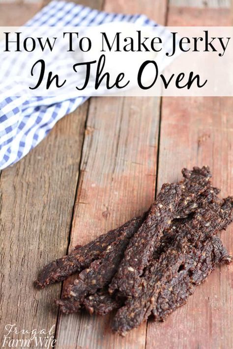 Oven Beef Jerky, Peppered Beef Jerky Recipe, Beef Jerky Recipe Dehydrator, Beef Jerky Marinade, Jerky Recipes Dehydrator, Deer Jerky Recipe, Oven Jerky, Jerkey Recipes, Jerky Marinade