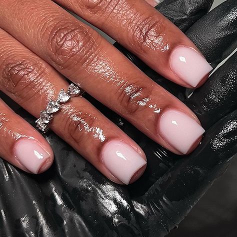 “Strawberry Glazed Donut Nails” & More Simple Nail Art Ideas To Try At Home Simple Square Nails, Strawberry Glazed Donut, Simple Nail Art Ideas, Minimalist Manicure, Colorful Tips, Milky White Nails, Glazed Donut Nails, Donut Nails, Subtle Nail Art