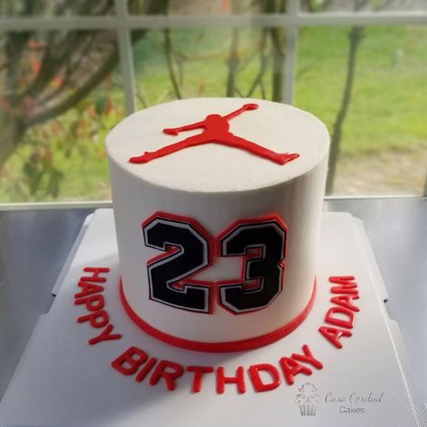 Jordan Bday Cake, Nba Themed Cake, 23 Jordan Year Birthday Cake, Jordan Cakes Birthdays, Jordan Birthday Cake Ideas, Michael Jordan Cake Ideas, Michael Jordan Party Ideas, Cakes For 10th Birthday Boy, Michael Jordan Themed Birthday Party