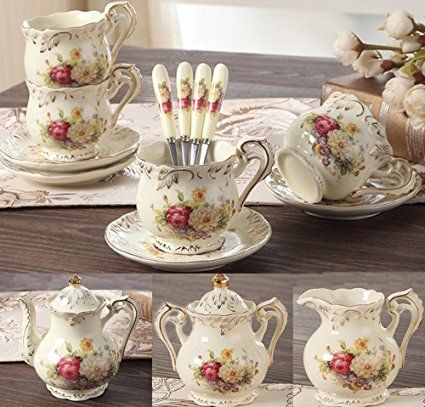 Bday Tea Party, Royal Albert Tea Sets, Luxury Tea, Flower For Wedding, White Rose Flower, Porcelain Tea Set, Beautiful Tea, Kitchen Room Design, Tea Service